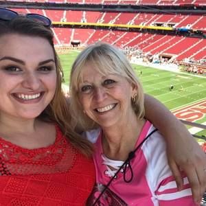 Meet your Posher, Danielle